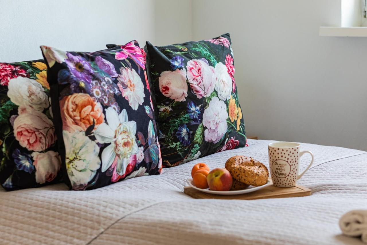 Marynarzy Okretow Pogranicza Apartments By Noclegi Renters Kolobrzeg Luaran gambar