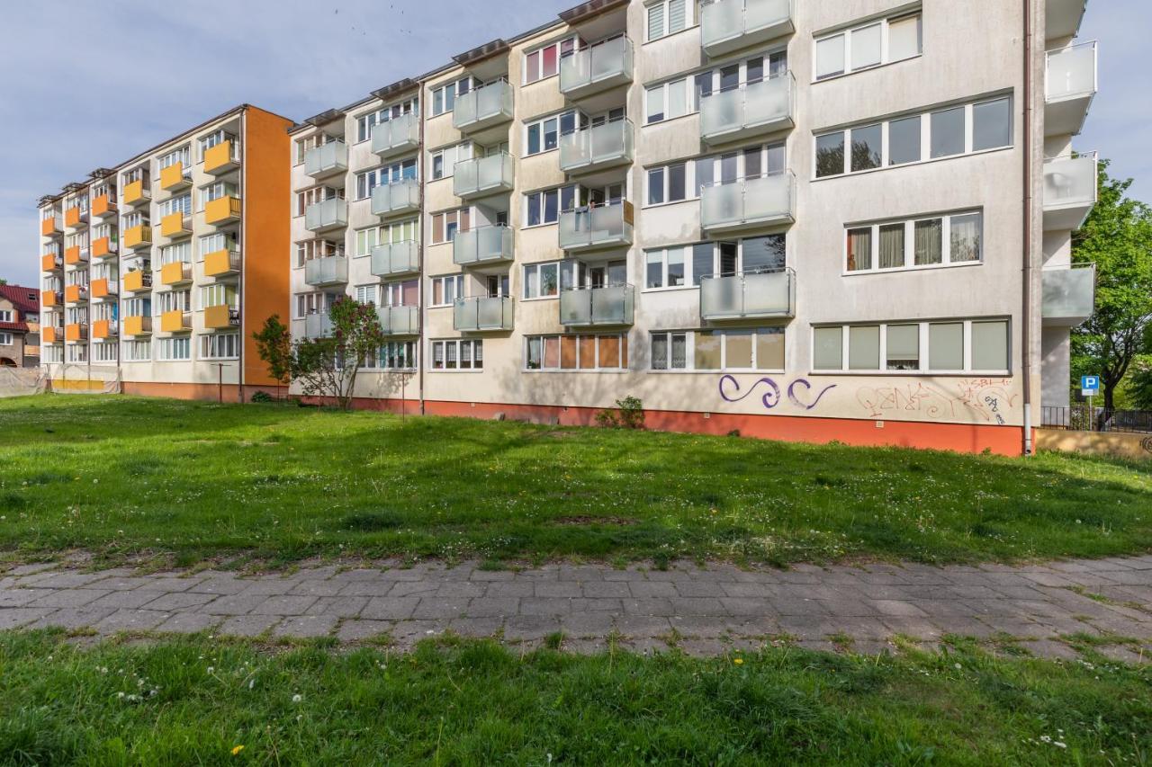 Marynarzy Okretow Pogranicza Apartments By Noclegi Renters Kolobrzeg Luaran gambar